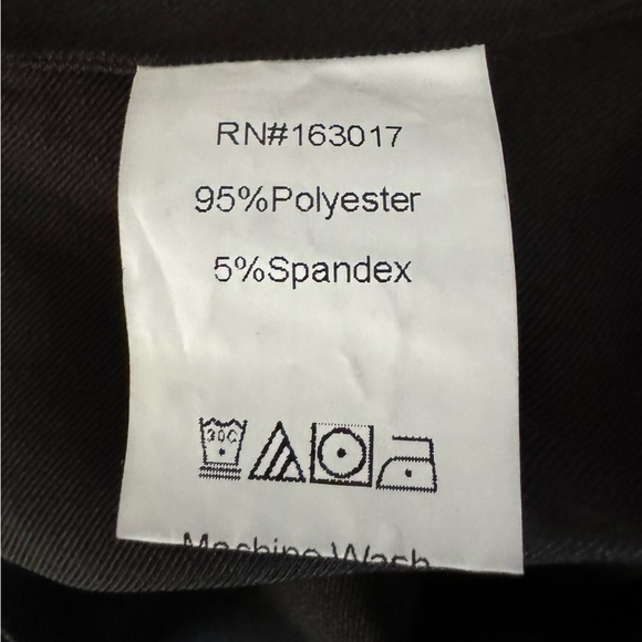 (NWT) PRINCESS POLLY Women’s Black Cropped Zip Side Tank Top-Size 2 - Picture 5 of 9